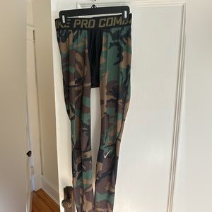 Nike Pro combat leggings